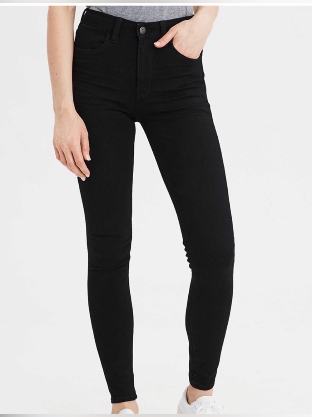 American Eagle black dream stretch hi-rise jegging. Size 18. Super stretchy. EUC